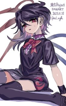 1girl asymmetrical_wings black_dress black_hair black_thighhighs blue_wings blush bow bowtie breasts colored_inner_hair commentary dated dress foot_out_of_frame hair_between_eyes highres houjuu_nue ichirugi looking_at_viewer medium_hair multicolored_hair open_mouth purple_hair raised_eyebrow red_bow red_bowtie red_eyes red_wings short_dress short_sleeves simple_background sitting small_breasts solo thighhighs tomoe_(symbol) touhou white_background wings wristband