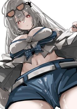 1girl absurdres arknights belt blue_shorts breasts bright_pupils commentary eyewear_on_head from_below grey_background grey_belt grey_hair grey_shirt highres large_breasts long_hair looking_at_viewer looking_down midriff official_alternate_costume parted_lips red_eyes shirt shorts simple_background skadi_(arknights) skadi_(waverider)_(arknights) solo taiiiyakiii white_pupils