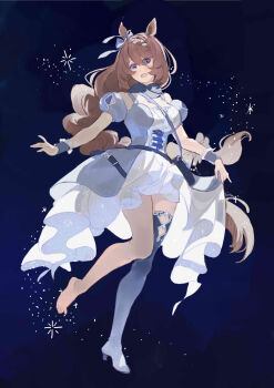 1girl ai-wa animal_ears bag between_breasts black_boots blue_background blue_bag blue_dress blue_eyes blush boots bow braid braided_ponytail breasts brown_hair commentary dress ear_bow english_commentary full_body hair_between_eyes high_heel_boots high_heels highres horse_ears horse_girl horse_tail large_breasts long_hair looking_at_viewer multicolored_hair open_mouth short_dress shoulder_bag simple_background single_bare_foot single_boot single_thigh_boot smile solo star_(symbol) strap_between_breasts streaked_hair super_creek_(murmuring_stream)_(umamusume) super_creek_(umamusume) tail thigh_boots umamusume very_long_hair white_hair wrist_cuffs