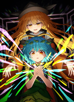 2girls antennae aqua_hair blonde_hair brown_hat commentary_request detached_sleeves dress energy eternity_larva green_dress hat highres leaf leaf_on_head long_hair long_sleeves matara_okina multicolored_dress multiple_girls open_mouth orange_eyes orange_sleeves orange_tabard smile tabard touhou twitter_username very_long_hair wide_sleeves yellow_eyes yu_cha