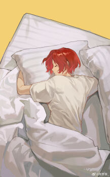 absurdres bed bed_sheet blanket chinese_commentary commentary_request highres on_bed persona persona_5 persona_5:_the_phantom_x pillow red_eyes red_hair shirogane_naoto short_hair weibo_5100839691 yellow_background