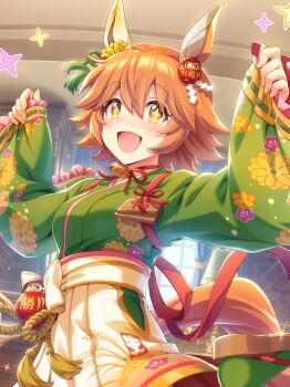 +_+ 1girl absurdres animal_ears apron artist_request back_ribbon backlighting bow breasts brown_eyes brown_sandals cowboy_shot curtains day desk dot_nose ear_ornament eyelashes eyes_visible_through_hair floral_print flower frilled_sleeves frills game_cg green_kimono green_socks hair_between_eyes hair_flower hair_ornament happy highres horse_ears horse_girl horse_tail indoors japanese_clothes kimono lamp leg_up light_blush light_particles long_sleeves matikanefukukitaru_(touching_sleeves_is_good_luck!)_(umamusume) matikanefukukitaru_(umamusume) medium_breasts mismatched_ear_covers neck_ribbon office official_alternate_costume official_art okobo open_mouth orange_hair pinching_sleeves platform_sandals print_apron print_kimono red_ribbon ribbon ribbon-trimmed_sleeves ribbon_trim rope sandals shide shimenawa short_hair sleeves_past_wrists smile socks solo sparkle sparkling_eyes standing tail tareme tassel tassel_hair_ornament umamusume waist_apron waist_bow wheat_print white_apron white_bow wide_sleeves yellow_flower