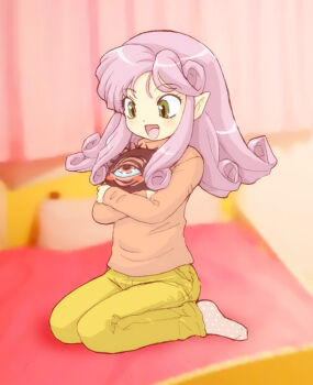 1girl backbeard bad_id bad_link bed blurry blurry_background blush_stickers brown_sweater creature curly_hair denim gegege_no_kitarou green_eyes heika_(heikahp) holding holding_creature indoors jeans long_hair looking_at_another on_bed one-eyed pants photo_background pink_eyes pink_hair pointy_ears polka_dot polka_dot_socks sitting socks sweater turtleneck turtleneck_sweater wariza white_socks yellow_pants zanbia