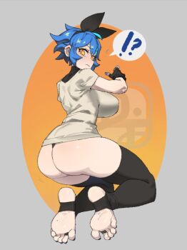 !? 1girl ahoge aqua_hair ass back black_bow black_headband black_thighhighs blue_hair blue_nails bow breasts bridal_legwear colored_bangs commentary difman dyed_ahoge english_commentary engrish_commentary feet fingerless_gloves foot_focus from_side glaring gloves gradient_background grey_background headband highres huge_breasts large_breasts looking_at_viewer looking_back mole_on_foot nail_polish no_pants orange_background original shiny_skin shirt shoulder_blades signature soles solo speech_bubble spread_toes stirrup_legwear thick_thighs thighhighs thighs thong tight_clothes tight_shirt toeless_legwear toenail_polish toenails toes yellow_eyes