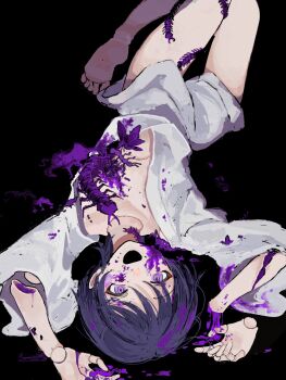 1boy barefoot black_background black_hair blood bug centipede doll_joints genshin_impact hair_between_eyes highres insect japanese_clothes joints kingyo_(nyankomanjyuu15) looking_at_viewer lying male_focus moth on_back open_clothes open_mouth purple_blood purple_eyes scaramouche_(genshin_impact) simple_background solo upside-down