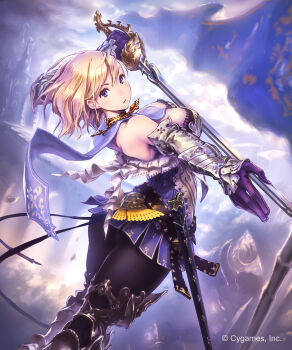 1girl arched_back armor ass belt black_pantyhose blonde_hair breasts brooch cleavage flag flagpole from_behind gloves greaves highres hisakata_souji jewelry juliet_(shadowverse) large_breasts looking_back pantyhose parted_lips purple_eyes purple_gloves revision shadowverse sheath shingeki_no_bahamut short_hair skirt solo sword vambraces watermark weapon