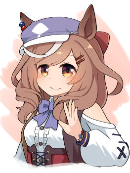 Rule 34 | 1girl, animal ears, belt bag, blue hat, blush, bow, breasts, brown hair, ear covers, ear ornament, ears through headwear, hair ornament, hairclip, hat, highres, horse ears, horse girl, horse tail, long hair, looking at viewer, matikanetannhauser (panpaka tiltott) (umamusume), matikanetannhauser (umamusume), medium breasts, medium hair, multicolored hair, newsboy cap, smile, solo, streaked hair, tail, tilted headwear, umamusume, yellow eyes, yuyunoya