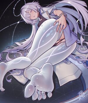 1girl artist_logo ass barefoot black_panties breasts colored_eyelashes commentary dress feet grey_hair hair_intakes hair_over_one_eye halo highres jacket logo long_hair looking_at_viewer medium_breasts mornye_(wuthering_waves) panties parted_lips partially_visible_vulva prosthesis prosthetic_leg purple_dress red_eyes sky soles solo space star_(sky) starry_sky tacet_mark_(wuthering_waves) toenails toes underwear variant_set very_long_fingernails very_long_hair white_jacket wuthering_waves xiumu_bianzhou