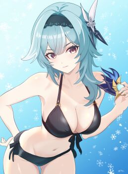 1girl absurdres alternate_costume bikini black_bikini black_hairband blue_hair breasts closed_mouth collarbone commentary_request cowboy_shot eula_(genshin_impact) futatunoniji genshin_impact hair_ornament hairband hand_on_own_ass highres holding large_breasts leaning_forward medium_hair navel purple_eyes snowflakes solo swimsuit vision_(genshin_impact)