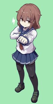 1girl blue_sailor_collar blue_skirt blush brown_eyes brown_hair fang full_body green_background hair_ornament hairclip highres ikazuchi_(kancolle) kantai_collection long_sleeves neckerchief pleated_skirt red_neckerchief sailor_collar school_uniform serafuku short_hair skirt smile solo thighhighs unagiman