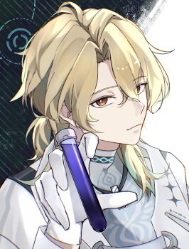 1010_(wuthering1010) 1boy absurdres blonde_hair blue_shirt bright_pupils closed_mouth coat commentary_request gloves hair_between_eyes hand_up highres holding holding_test_tube long_hair looking_at_viewer luuk_herssen_(wuthering_waves) male_focus multicolored_hair portrait red_eyes shirt solo streaked_hair test_tube white_coat white_gloves white_pupils wuthering_waves