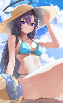 absurdres arm_up bikini blue_archive blue_bikini blush breasts closed_mouth cloud cloudy_sky commentary freshbeef halo hat highres long_hair looking_at_viewer mechanical_halo medium_breasts original outdoors purple_eyes purple_hair side-tie_bikini_bottom sky sun_hat swimsuit thighs volleyball yuuka_(blue_archive)