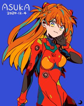 1girl blue_background bodysuit character_name closed_mouth commentary_request dated highres long_hair looking_at_viewer mecha_pilot_suit mizuki_tsukimori neon_genesis_evangelion orange_hair plugsuit_(evangelion) red_bodysuit simple_background solo souryuu_asuka_langley twintails