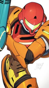 1girl arm_cannon armor assault_visor cowboy_shot green_visor hand_on_own_arm hata4564 helmet highres metroid nintendo power_armor power_suit_(metroid) samus_aran simple_background solo varia_suit weapon white_background