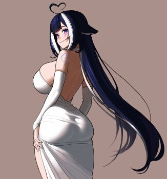 1girl ahoge alternate_costume ass backless_dress backless_outfit blue_hair blunt_bangs blush body_markings breasts brown_background choker closed_mouth commentary cowboy_shot detached_sleeves dress english_commentary eyelashes eyeshadow from_behind from_side heart heart_ahoge highres indie_virtual_youtuber large_breasts long_hair looking_at_viewer looking_back makeup mlkhimari multicolored_hair no_tail orca_girl purple_eyes purple_eyeshadow shylily side_slit sideboob simple_background smile solo strapless strapless_dress streaked_hair two-tone_hair virtual_youtuber wedding_dress white_choker white_dress white_hair white_sleeves