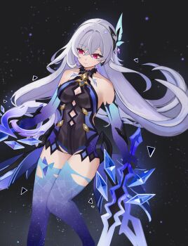 1girl absurdres bare_shoulders black_background breasts cleavage closed_mouth collarbone commentary_request genshin_impact grey_hair hair_between_eyes hair_ornament highres holding kuromu_shado light_smile long_hair red_eyes skirk_(genshin_impact) solo very_long_hair