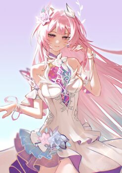 1girl absurdres bare_shoulders closed_mouth commentary cowboy_shot cyrene_(honkai:_star_rail) cyrene_(ripples_of_past_reverie)_(honkai:_star_rail) dress flower gradient_background hair_flower hair_ornament hand_up highres honkai:_star_rail honkai_(series) lizhi_chu long_hair looking_at_viewer pink_eyes pink_flower pink_hair smile solo very_long_hair white_dress