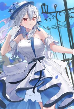 1girl armpit_crease bare_shoulders belt benichaaa black_belt blue_dress blue_flower blue_rose blue_sky blush boater_hat breasts collar commentary_request cowboy_shot day detached_collar detached_sleeves dress flower frilled_collar frills gloves grey_hair grin hair_between_eyes hakase_fuyuki hakase_fuyuki_(9th_costume) hand_up hat hat_flower highres large_breasts long_hair looking_at_viewer nijisanji outdoors red_eyes rose short_dress short_sleeves sky smile solo strapless strapless_dress two-sided_dress two-sided_fabric very_long_hair virtual_youtuber white_collar white_dress white_gloves white_hat white_sleeves