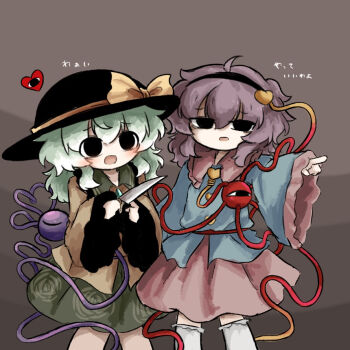 2girls black_hat blue_shirt brown_background buttons commentary_request contrast_collar green_hair hair_between_eyes hat hat_ribbon heart_button heripantomorrow holding holding_knife knife komeiji_koishi komeiji_satori long_sleeves multiple_girls open_mouth pink_hair pink_skirt ribbon shirt skirt standing third_eye touhou translation_request wide_sleeves yellow_ribbon yellow_shirt