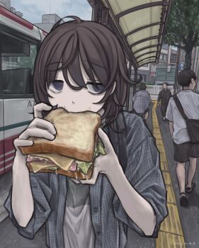 1girl 3boys absurdres backpack bag bags_under_eyes black_hair cheese city eating empty_eyes food food_on_face gudon_udon highres holding holding_food lettuce messy_hair multiple_boys open_clothes open_shirt original pale_skin sandwich sleeves_pushed_up slovenly solo_focus tactile_paving train train_station_platform tree walking