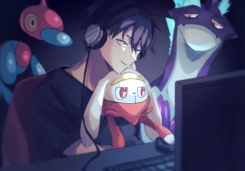 1boy at_computer bandana black_eyes black_hair black_shirt commentary computer computer_keyboard computer_mouse crossover dark_background gen_4_pokemon gen_8_pokemon gradient_background hair_between_eyes headphones highres kagerou_project kisaragi_shintarou looking_at_screen looking_at_viewer male_focus mokemoke_chan monitor nintendo parted_lips pokemon pokemon_(creature) porygon-z raboot red_bandana red_eyes shirt short_hair short_sleeves smile symbol-only_commentary t-shirt toxtricity toxtricity_(low_key) upper_body