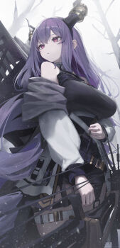 1girl arknights bare_shoulders belt black_hairband black_horns breasts commentary cowboy_shot day from_below hair_between_eyes hairband highres holding horns jacket long_hair long_sleeves looking_to_the_side medium_breasts off_shoulder outdoors ozeu0916 parted_lips pink_eyes purple_hair snowing solo standing thigh_belt thigh_strap turning_head typhon_(arknights) white_belt white_jacket