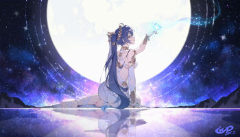 1girl absurdres ancient_greek_clothes arm_up ass bare_shoulders barefoot blue_butterfly blue_eyes blue_hair breasts bug butterfly butterfly_on_hand chahu_pao commentary_request duplicate feet from_behind full_moon greco-roman_clothes highres insect iuno_(wuthering_waves) laurel_crown leg_wrap long_hair looking_at_animal medium_breasts moon mountainous_horizon parted_lips pixel-perfect_duplicate purple_sky reflective_floor signature sitting sky soles solo star_(sky) starry_sky toes very_long_hair wuthering_waves yokozuwari