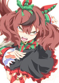 1girl animal_ears black_dress bow bowtie breasts brown_eyes brown_hair commentary_request diagonal-striped_bow dress ear_bow ear_covers ear_ribbon green_bow green_bowtie highres horse_ears horse_girl horse_tail long_sleeves looking_at_viewer medium_hair multicolored_hair nice_nature_(poinsettia_ribbon)_(umamusume) nice_nature_(umamusume) o-ring o-ring_thigh_strap open_mouth pinafore_dress running simple_background sleeveless sleeveless_dress solo streaked_hair striped_bow tail teeth thigh_strap twintails umamusume upper_teeth_only zukki_(bijitaru)