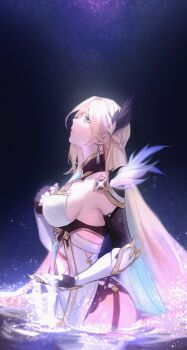 1girl absurdres armor armored_dress black_gloves blonde_hair blue_eyes breasts commentary_request dress durandal_(honkai_impact) durandal_(palatinus_equinox)_(honkai_impact) earrings fingerless_gloves gauntlets gloves hair_ornament highres honkai_(series) honkai_impact_3rd hulai_de_gou_sheng jewelry large_breasts long_hair night outdoors sideboob sky solo star_(sky) starry_sky very_long_hair water