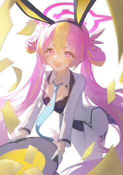 +_+ 1girl absurdres animal_ears black_leotard blonde_hair blue_archive blue_necktie commentary_request fake_animal_ears fang formal_clothes gloves half_gloves halo hat highres koyuki_(blue_archive) koyuki_(bunny)_(blue_archive) leotard long_hair multicolored_hair necktie official_alternate_costume official_alternate_hairstyle pantyhose pink_halo playboy_bunny rabbit_ears skin_fang strapless strapless_leotard suit top_hat twintails twintails_with_hair_base two-tone_hair white_gloves white_pantyhose white_suit zi_zz