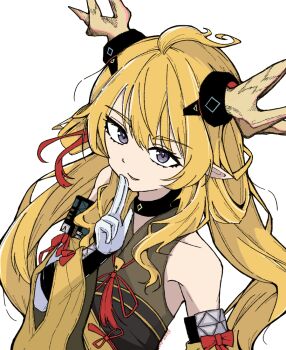 1girl ahoge antlers arknights bare_shoulders blonde_hair cape_parr commentary_request gloves hair_between_eyes hand_to_own_mouth horns leizi_(arknights) leizi_the_thunderbringer_(arknights) light_smile long_hair looking_at_viewer parted_lips partial_commentary pointy_ears purple_eyes simple_background sleeveless solo tassel upper_body white_background white_gloves