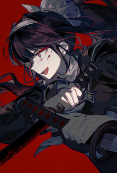 1girl black_hair black_shirt blood blood_on_face chinese_commentary commentary_request dual_wielding film_grain grey_eyes hairband highres holding holding_sword holding_weapon last_defense_academy_school_uniform long_hair magadori_kyoshika mengyou_yu open_mouth ponytail red_background red_pupils school_uniform shirt simple_background smile solo sword the_hundred_line_-last_defense_academy- upper_body weapon white_hairband