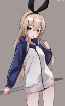 1girl alternate_costume black_hairband blonde_hair commentary_request cowboy_shot grey_background grey_eyes hairband highres jacket kantai_collection long_hair miron_(mirona33) multicolored_jacket shimakaze_(kancolle) simple_background solo standing two-tone_jacket white_jacket