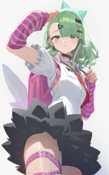 Rule 34 | 1girl, arm warmers, backpack, bag, black choker, black skirt, blue eyes, choker, closed mouth, collared shirt, commentary, green hair, grey background, hair ornament, hairclip, heart, heart hair ornament, highres, looking at viewer, necktie, pink arm warmers, randoseru, red necktie, reulem, shirt, simple background, skirt, solo, striped arm warmers, sunna (zenless zone zero), thighs, white shirt, white wings, wings, zenless zone zero