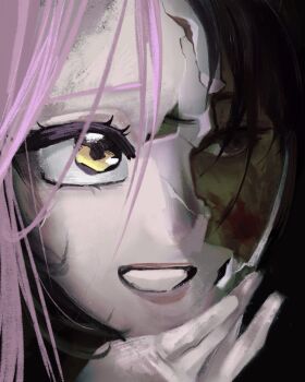 1girl alien_stage anirrie black_hair commentary cracked_kawaii_mask cracked_mask derivative_work hand_on_own_face hashtag-only_commentary highres long_hair mizi_(alien_stage) pink_hair smile solo yellow_eyes