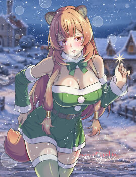 absurdres alternate_costume animal_ear_fluff animal_ears artist_name belt blunt_bangs blush bow bowtie breasts brown_hair christmas cleavage collar commentary commentary_request covered_navel cowboy_shot denoitjuly detached_sleeves dress english_commentary eyelashes green_bow green_bowtie green_dress green_sleeves hand_up highres large_breasts leaning_forward light_particles long_hair long_sleeves metal_hair_tubes mixed-language_commentary night outdoors parted_lips pom_pom_(clothes) raccoon_ears raccoon_girl raccoon_tail raphtalia red_eyes shiny_skin short_dress skirt_hold sleeveless sleeveless_dress snowing spanish_commentary sparkle standing straight_hair strapless strapless_dress tail tate_no_yuusha_no_nariagari thighhighs variant_set watermark white_collar white_thighhighs zettai_ryouiki