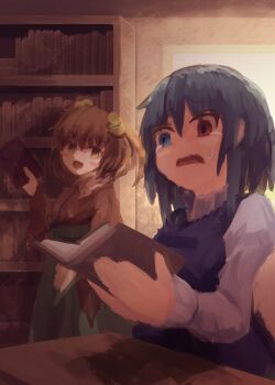 2girls bell book commentary_request garakuraku hair_bell hair_ornament heterochromia highres holding holding_book japanese_clothes kimono motoori_kosuzu multiple_girls tatara_kogasa touhou