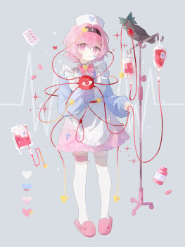 1girl absurdres adapted_costume animalization apron bandaid bandaid_on_face bird black_bird black_hairband blister_pack blood blood_bag blue_sweater bow bowtie cardiogram chinese_commentary closed_mouth commentary_request eyeball floral_print frilled_thigh_strap full_body grey_background hair_ornament hairband hat heart heart_hair_ornament highres iv_stand komeiji_satori long_sleeves looking_at_viewer nurse_cap pill pill_bottle pink_eyes pink_hair pink_skirt pink_slippers print_skirt red_bow red_bowtie reiuji_utsuho reiuji_utsuho_(bird) rose_print short_hair simple_background skirt slippers sweater thigh_strap thighhighs third_eye touhou white_apron white_hat white_thighhighs yuuneka