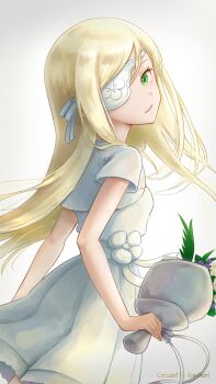 1girl alternate_costume artist_name blonde_hair bouquet commentary commentary_request dress english_commentary eyepatch flower from_side green_eyes highres holding holding_bouquet long_hair looking_at_viewer mixed-language_commentary open_mouth othinus short_sleeves simple_background smile solo toaru_majutsu_no_index toaru_majutsu_no_index:_new_testament usubeni white_dress