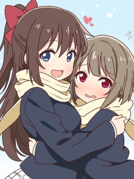 2girls blue_eyes blush bow brown_hair commentary_request hair_bow half_updo heart hug jacket long_hair long_sleeves looking_at_viewer love_live! love_live!_nijigasaki_high_school_idol_club mukiryoku_bato multiple_girls mutual_hug nakasu_kasumi nijigasaki_school_uniform open_mouth osaka_shizuku ponytail red_bow red_eyes scarf school_uniform short_hair sidelocks smile winter_uniform yellow_scarf