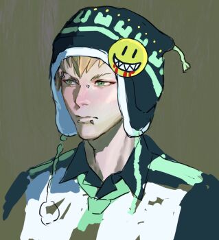 1boy adam's_apple badge blonde_hair bridge_piercing button_badge chullo collared_shirt commentary dramatical_murder face_piercing green_eyes green_necktie highres labret_piercing male_focus myqqroom necktie noiz_(dramatical_murder) piercing sharp_teeth shirt short_hair smiley_face solo teeth unfinished upper_body wing_collar