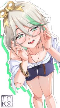 1girl :d absurdres alternate_costume artist_name bangle belt blue_shorts bracelet brown_belt cecilia_immergreen colored_shadow diamond-shaped_pupils diamond_(shape) doll_joints dutch_angle green_eyes green_streaks grey_hair hair_between_eyes hair_ornament half-closed_eyes hashtag-only_commentary highres hololive hololive_english jewelry joints leaning_forward looking_at_viewer multicolored_hair necklace off_shoulder open_mouth shadow shirt short_hair shorts simple_background smile solo streaked_hair symbol-shaped_pupils takoroki twitter_username two-tone_hair virtual_youtuber white_background white_shirt winding_key