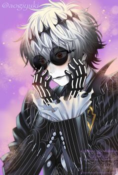 1boy aogiyuki bishounen black_crown crown diamond_hairband formal_clothes gloves halloween highres jacket long_sleeves looking_at_viewer male_focus pinstripe_jacket pinstripe_pattern pinstripe_suit pinstripe_vest short_hair skully_j._graves solo suit the_nightmare_before_christmas twisted_wonderland vest white_hair