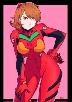 Rule 34 | 1girl, artist name, black border, bodysuit, border, breasts, brown eyes, brown hair, closed mouth, commentary, cosplay, daigo (daistrangelove), earrings, english commentary, feet out of frame, flipped hair, hand on own hip, hand on own thigh, highres, interface headset (evangelion), jewelry, leaning forward, looking at viewer, mecha pilot suit, medium breasts, neon genesis evangelion, one eye closed, outside border, persona, persona 3, pink background, plugsuit (evangelion), red bodysuit, short hair, smile, solo, souryuu asuka langley, souryuu asuka langley (cosplay), stud earrings, swept bangs, takeba yukari