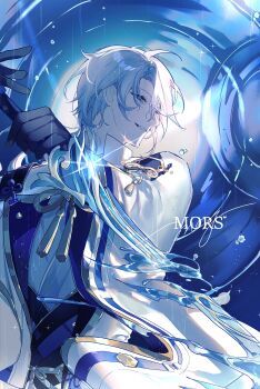 1boy absurdres arm_up armor artist_name black_gloves blue_background blue_hair commentary eyelashes genshin_impact gloves gold_trim hair_between_eyes haran_geppaku_futsu_(genshin_impact) highres holding holding_sword holding_weapon jacket japanese_armor japanese_clothes kamisato_ayato kimono lapels long_sleeves looking_at_viewer male_focus medium_hair mors_gn open_clothes open_jacket parted_bangs parted_lips profile purple_eyes purple_kimono rope shoulder_armor sidelocks sideways_glance signature smile sode solo sword tassel upper_body water water_drop weapon white_jacket wide_sleeves