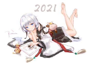 1girl 2021 bare_shoulders black_hair blue_eyes collarbone commentary english_commentary full_body fur-trimmed_sleeves fur_trim highres lying multicolored_hair on_stomach original red_sash rein_yukimatsu sash signature solo stuffed_cow stuffed_toy the_pose two-tone_hair white_hair