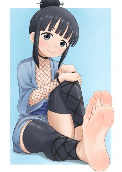 1girl barefoot black_eyes black_hair black_thighhighs blue_background feet fishnet_sleeves fishnets foot_focus foreshortening hair_bun hand_on_own_knee head_tilt highres hinosaki kunoichi_tsubaki_no_mune_no_uchi light_blush long_hair looking_at_viewer mokuren_(kunoichi_tsubaki_no_mune_no_uchi) ninja smile soles thighhighs thighs toes