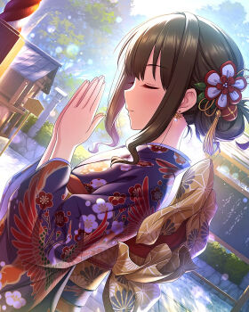 1girl animal_print bird_print black_hair blush breasts closed_eyes earrings flower furisode hair_flower hair_ornament highres idolmaster idolmaster_cinderella_girls japanese_clothes jewelry kimono looking_to_the_side medium_breasts new_year shibuya_rin shrine solo standing sunlight