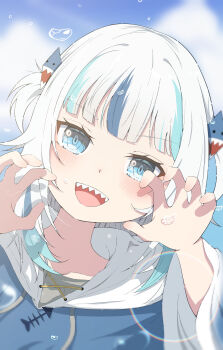 1girl absurdres blue_eyes blue_hair blue_hoodie blunt_bangs blush fins fish_tail gawr_gura grey_hair growling hair_ornament highres hololive hololive_english hood hoodie long_hair looking_at_viewer multicolored_hair open_mouth outdoors shark_girl shark_hair_ornament sharp_teeth smile solo streaked_hair tail teeth user_wazx7285 virtual_youtuber