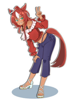 absurdres ahoge animal_ears bare_shoulders blue_pants blush bra_strap breasts commentary_request dark-skinned_female dark_skin darley_arabian_(umamusume) green_eyes highres horse_ears horse_girl horse_tail leaning_forward long_hair long_sleeves looking_at_viewer midriff multicolored_hair navel off-shoulder_shirt off_shoulder pants panty_straps parted_lips red_shirt sandals shirt simple_background smile tail umamusume v white_hair yo0226